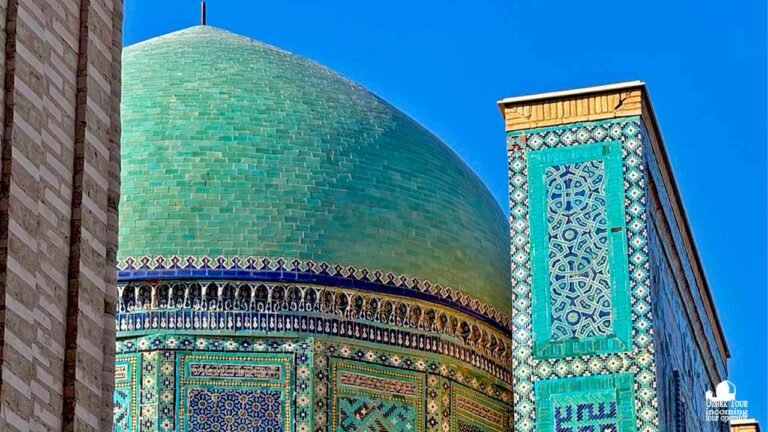 Viaggiare in Uzbekistan in Estate: Un Tour Indimenticabile